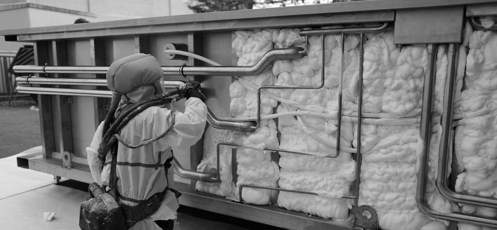 Insulation of the AquaSteel stainless-steel tank