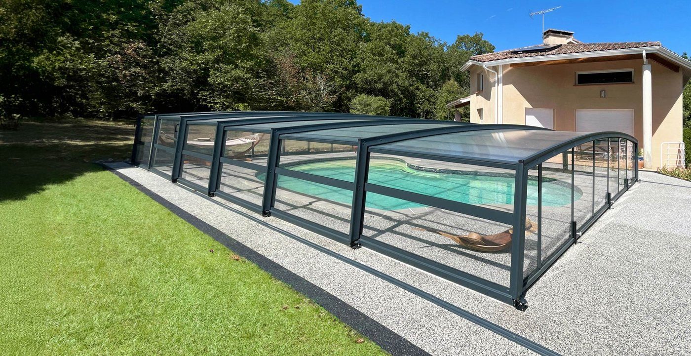 Abri de piscine