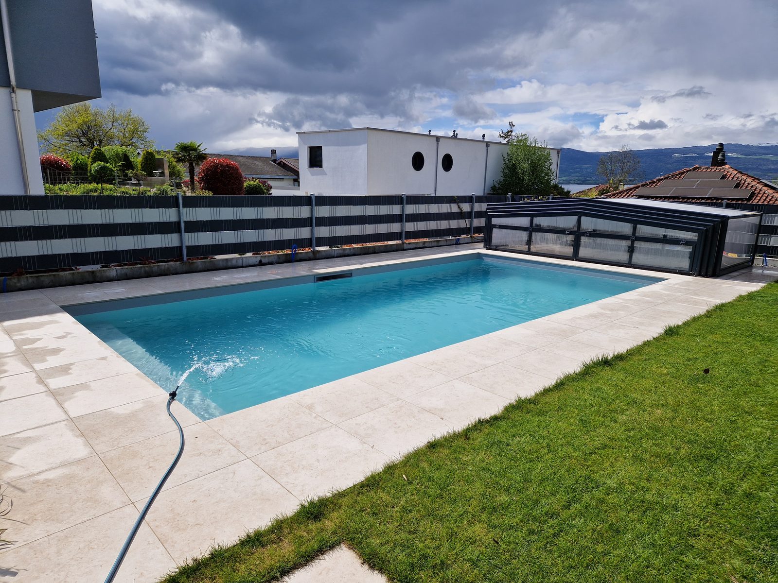 Swiss Piscine infinity pool with a view over the landscape